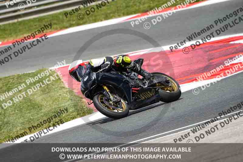cadwell no limits trackday;cadwell park;cadwell park photographs;cadwell trackday photographs;enduro digital images;event digital images;eventdigitalimages;navarra;no limits trackdays;peter wileman photography;racing digital images;trackday digital images;trackday photos
